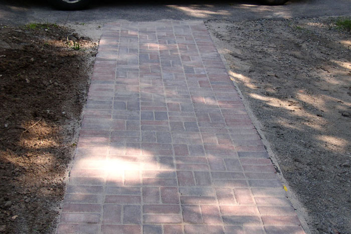 Brick Walkway - Lexington
